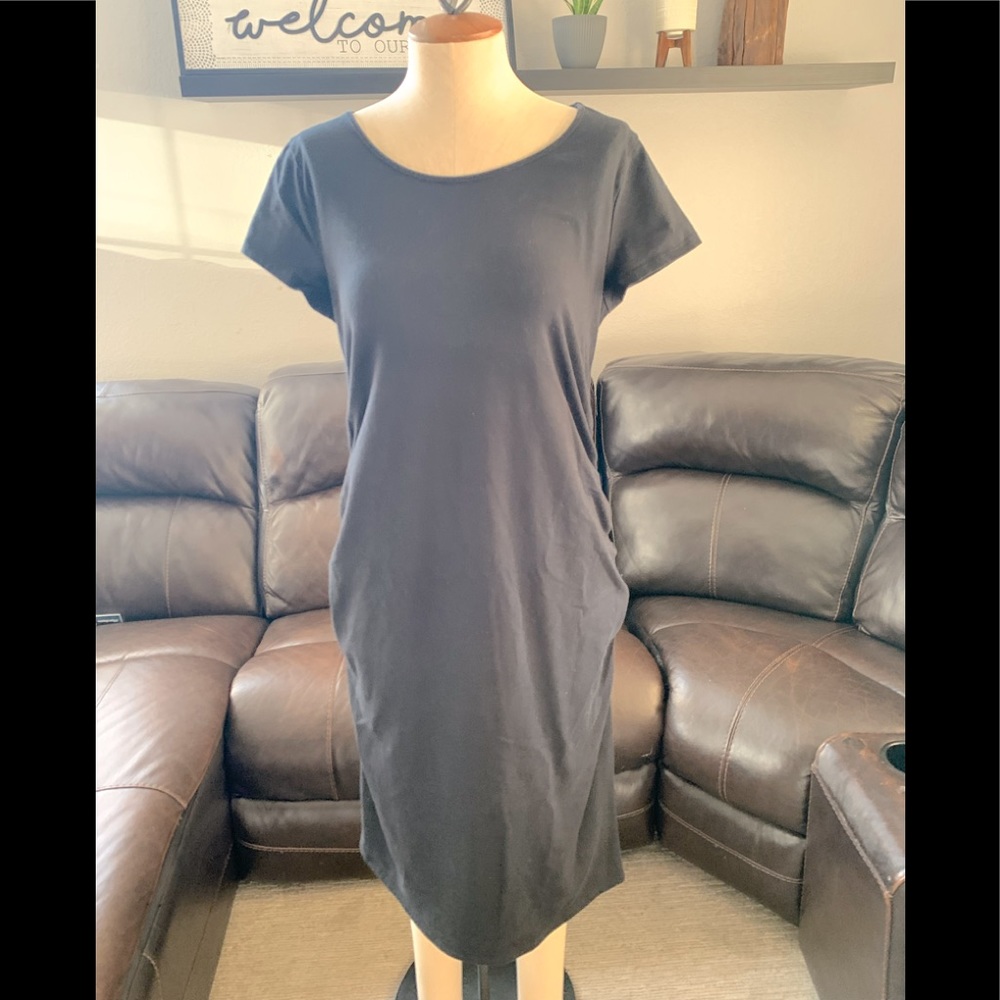Black maternity dress size large